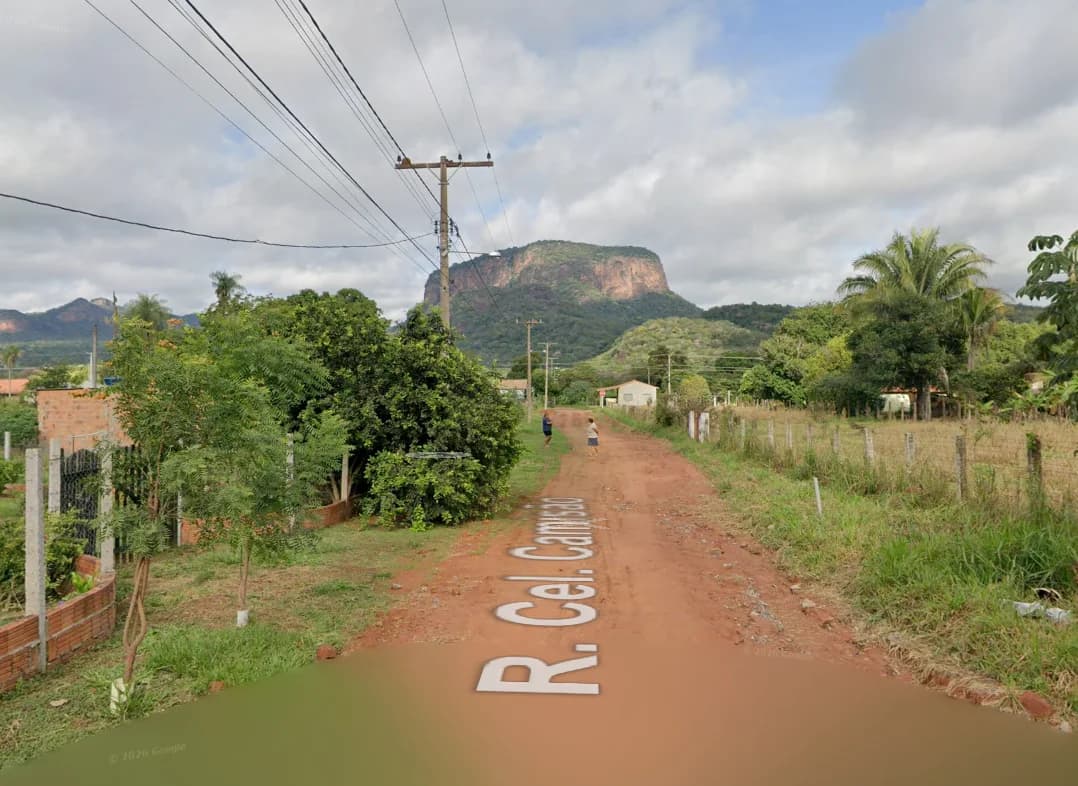 Terreno à Venda em Camisão – Em Frente ao Morro do Chapéu